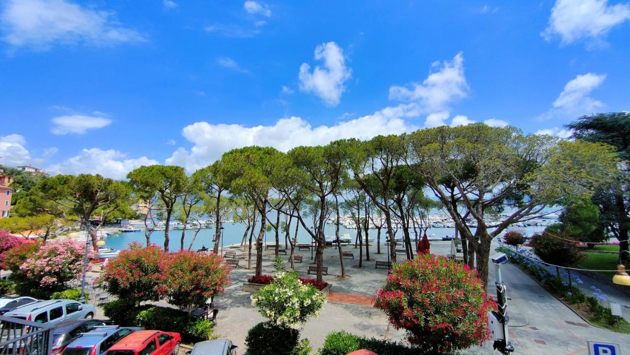 Un Balcone In Pineta Apartment Fezzano  Exterior photo