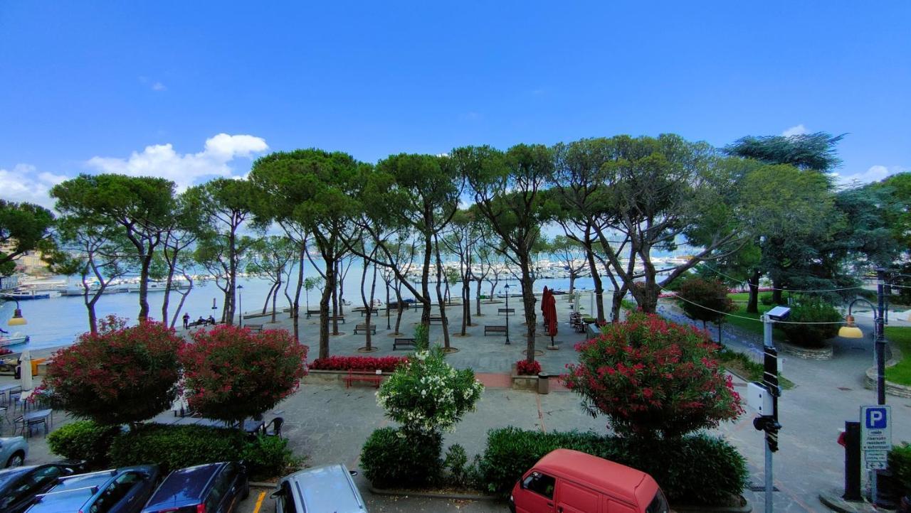 Un Balcone In Pineta Apartment Fezzano  Exterior photo